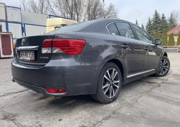Toyota Avensis cena 35900 przebieg: 199777, rok produkcji 2013 z Warszawa małe 352